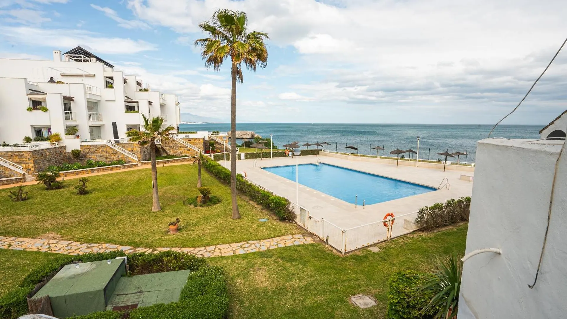 Brisa Marina Al Lado Del Mar Cerca De Estepona Bahia de Casares 度假居
